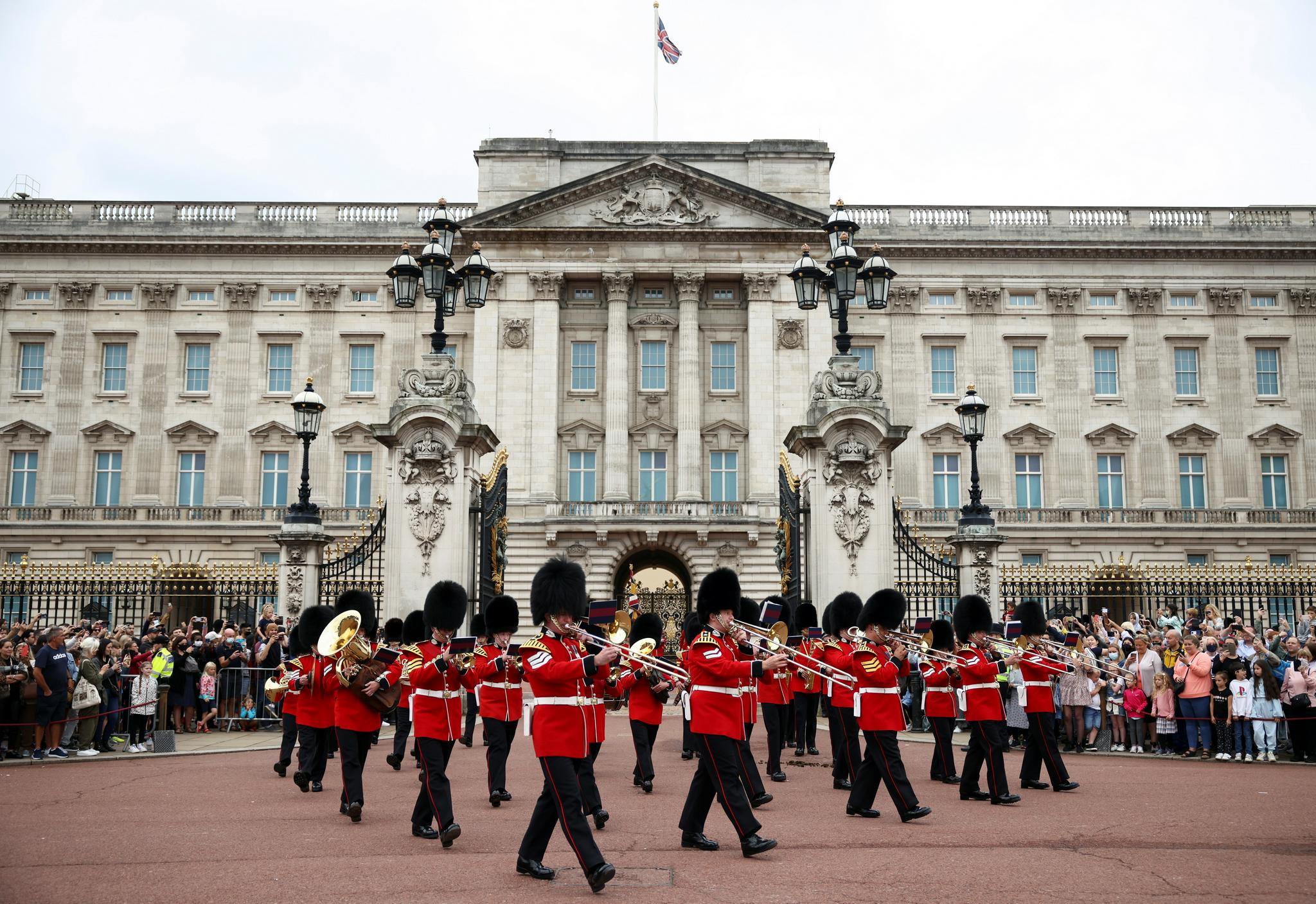 70年来首次！英国指望查尔斯加冕典礼提振经济