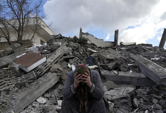 今年2月的土耳其大地震夺走了五万多人的生命和500多万人的家园。（图源：社交媒体）