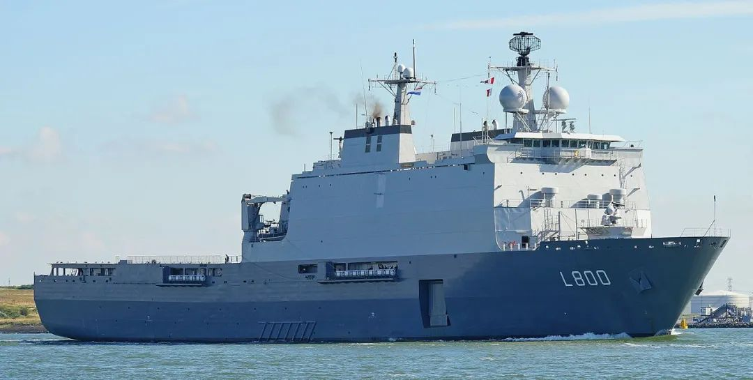 中国海军远洋作战的必备，这款辅助性舰艇，远比万吨大驱更重要？