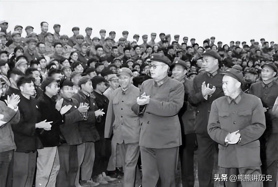 1964年，叶帅在湖南接见民兵代表会时，陪同人员都有谁？