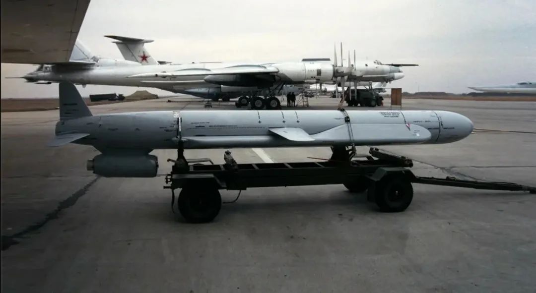俄军一天内发射上百枚导弹，乌军只发现18枚？什么原因导致的？