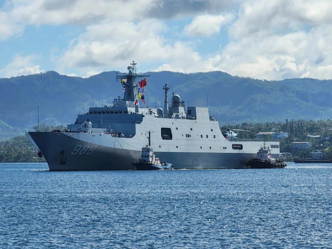 无人察觉！中国海军071级登陆舰突访瓦努阿图，开辟远洋新航道？