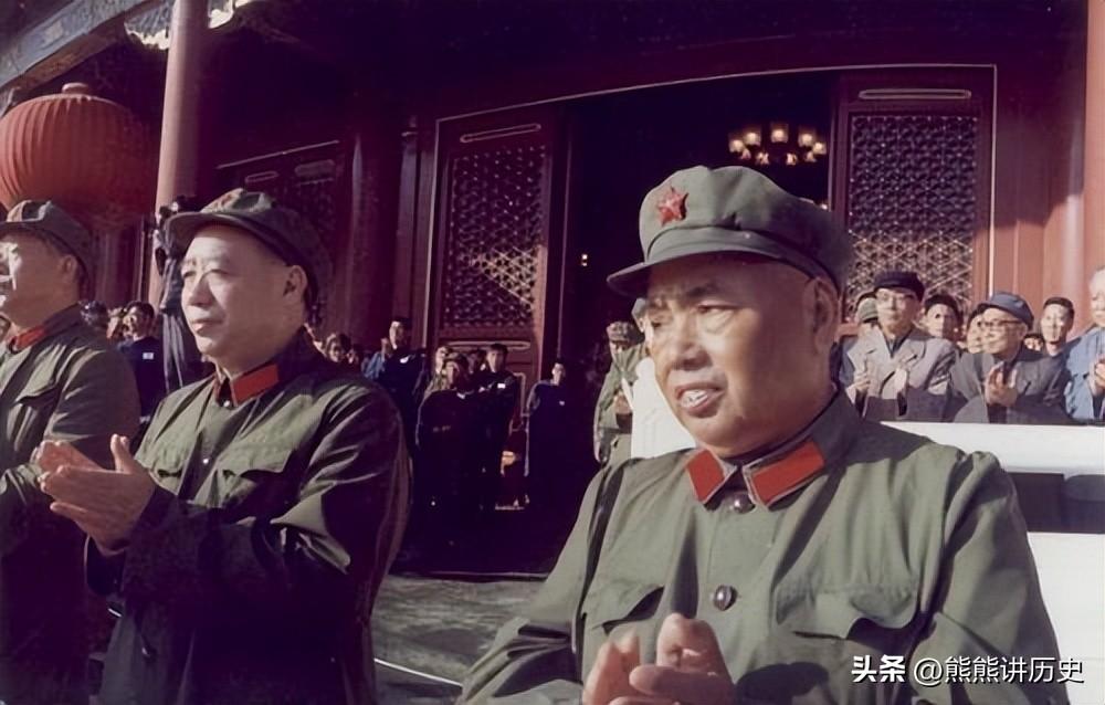 许世友任南京军区司令时，有一位上将给他担任副手，他是谁？
