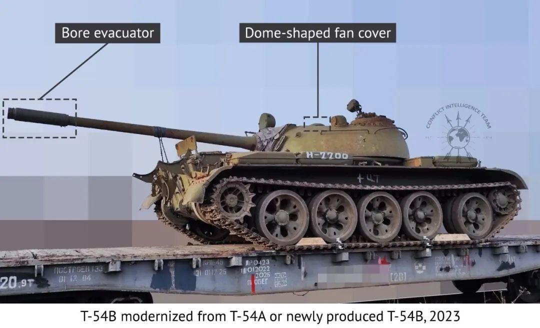 俄军在乌克兰用上T-55/54坦克，古董“五对轮”，还能有啥作用？