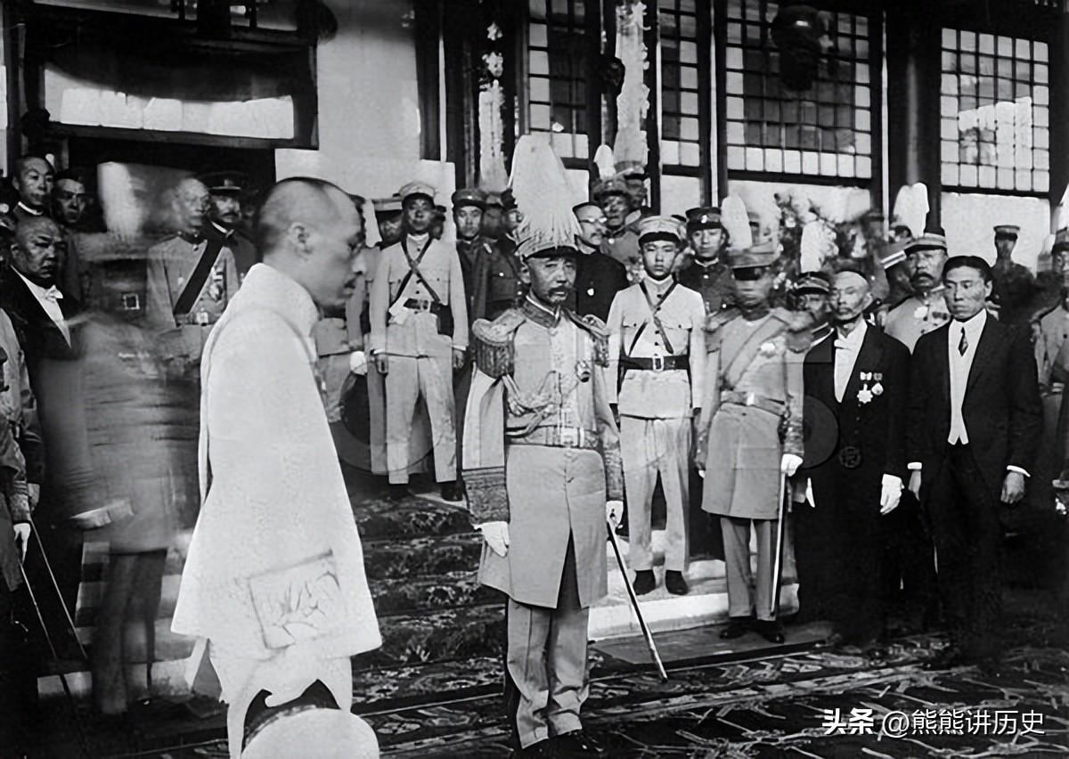 1926年，张作霖被推举安国军总司令时，三位副司令是哪位大佬担任
