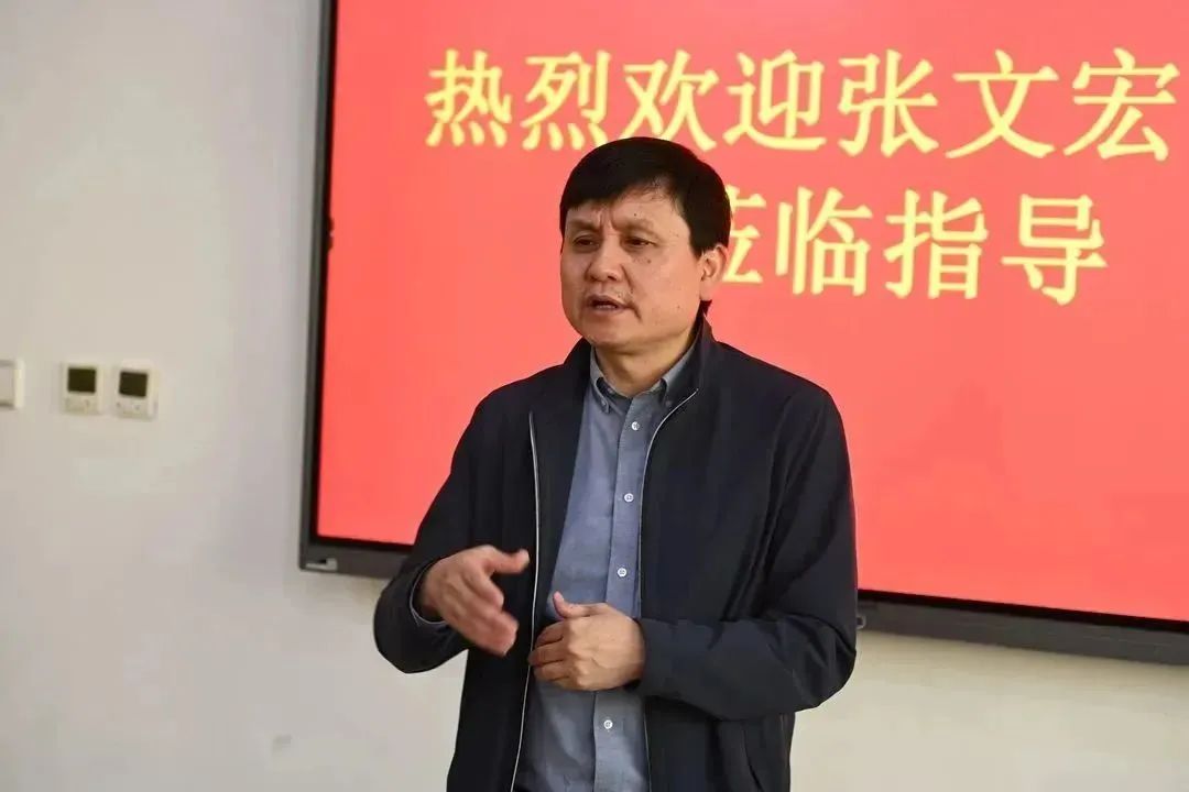 张文宏受聘为延安大学附属医院客座教授