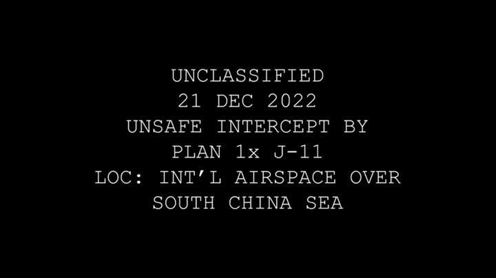 中国放出视频证据！美军RC-135V在南海危险飞行，居然倒打一耙！