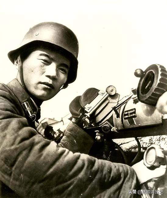 1935年，蒋介石最先装备的10个德械师，时任师长都是谁？