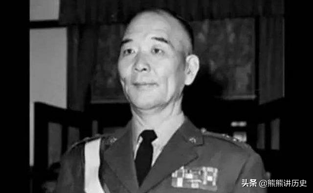 跟着胡琏从淮海战役，突围成功的尹俊，后来成为蒋氏重臣