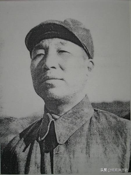 1945年，林总任东北人民自治军总司令，四位副总司令都是谁担任