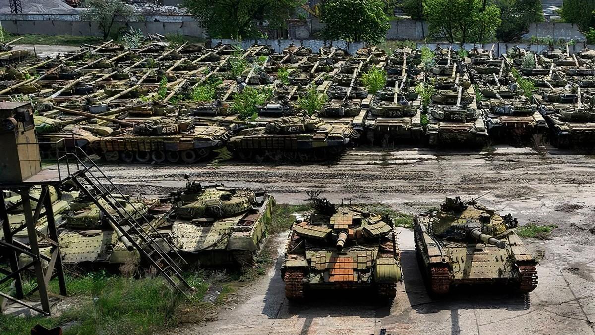 俄罗斯紧急翻新800辆T-62M坦克，在俄乌战争中能派上多大用场？