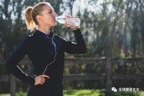 怎样跑步才能快速消耗脂肪呢？注意这几点，让你快速瘦身