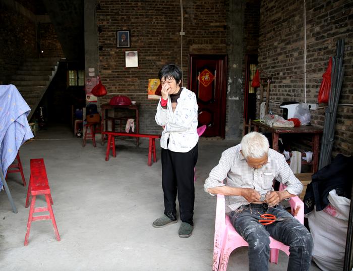  2019年，福建仙游，吴谢宇的继爷爷和有智力障碍的姑姑。继爷爷不久后去世
