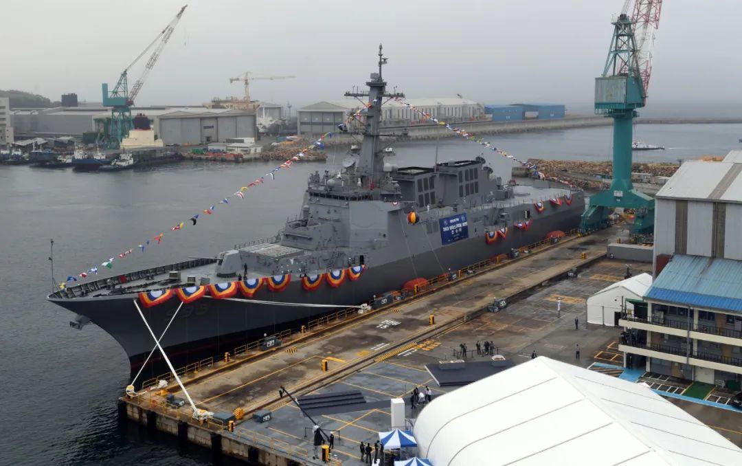 韩国“正祖大王”号下水，号称亚洲第一驱逐舰，性能超中国055？
