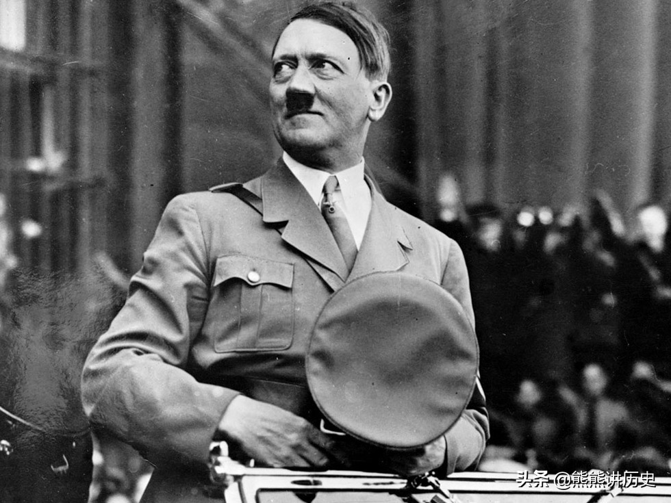 希特勒的六项改革，让他成为民众心中，最有能力的统治者