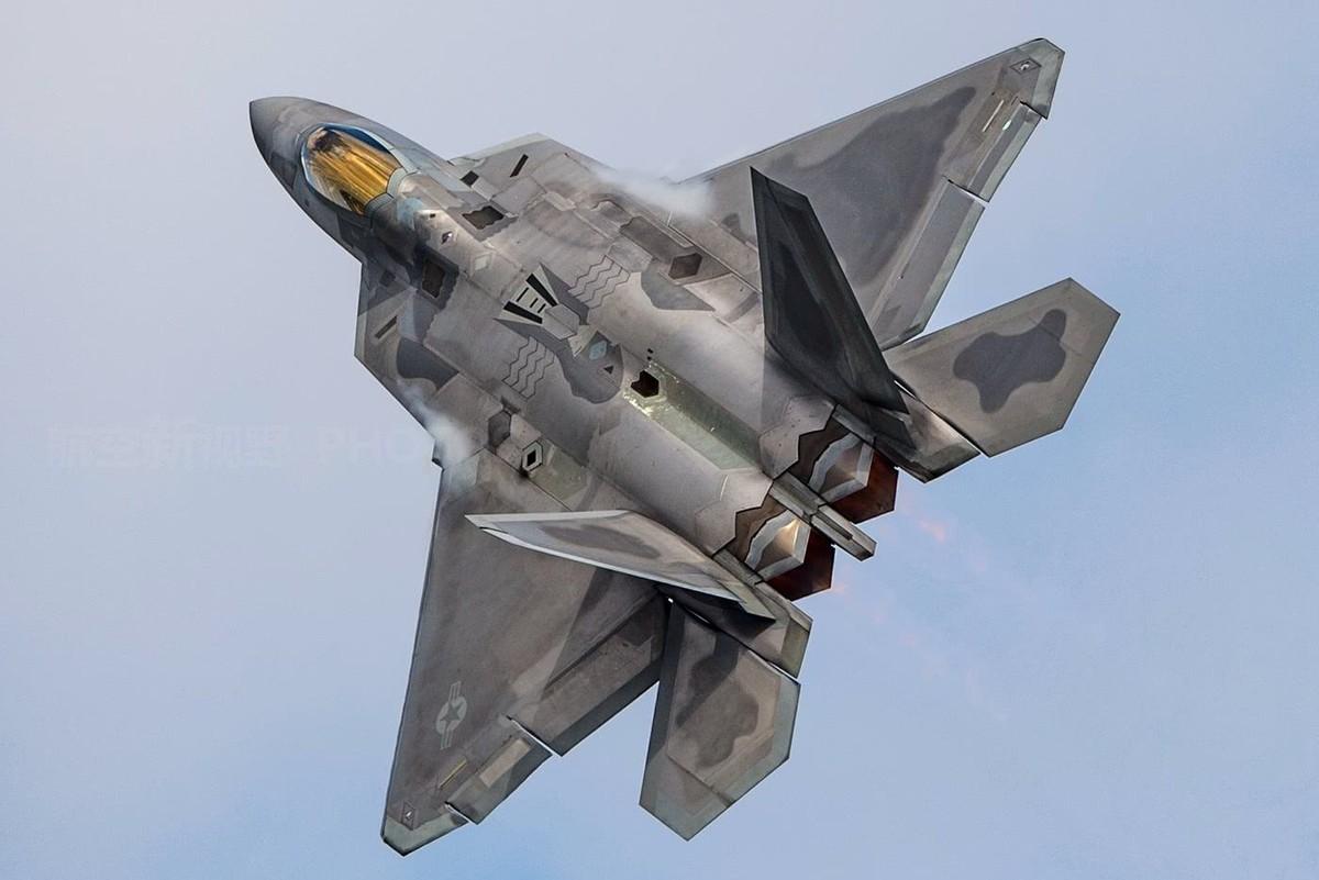 土印韩为何都要“山寨”F-22？实力有限，歼20的技术真模仿不来