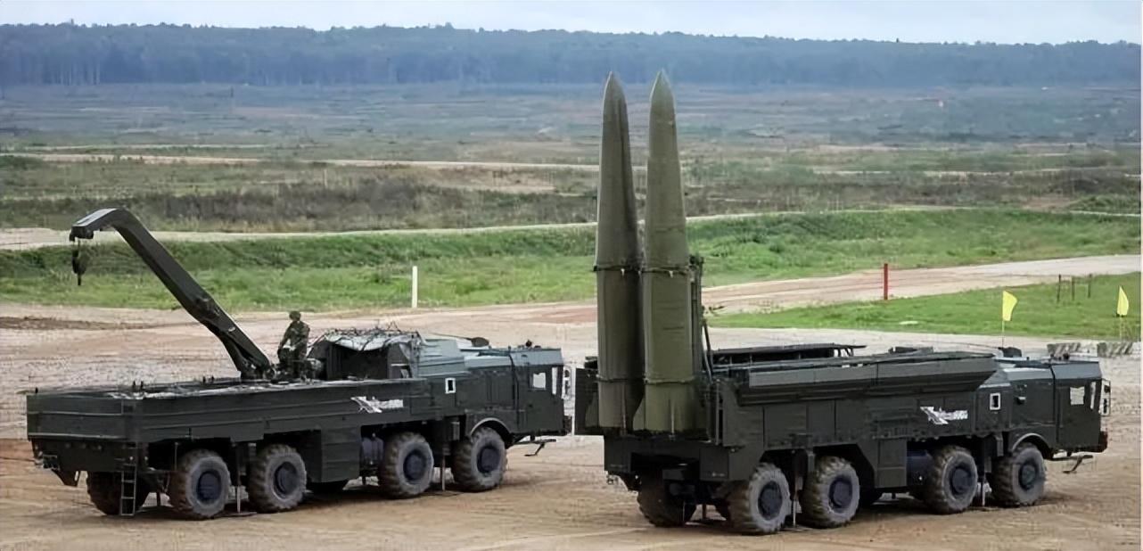 图-160出动！俄军两天发射62枚导弹打击乌克兰，未来还要再加量？