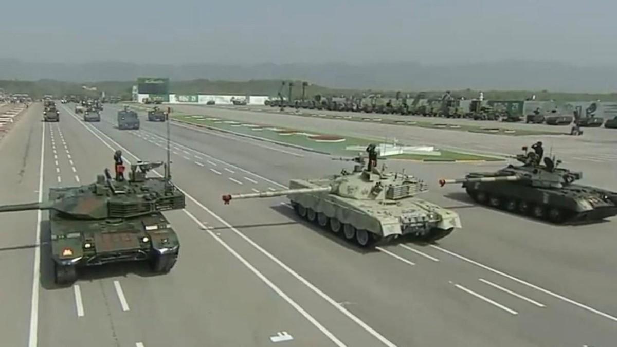 超出想象！巴基斯坦阅兵高调展示的先进装备，有多少是中国制造？