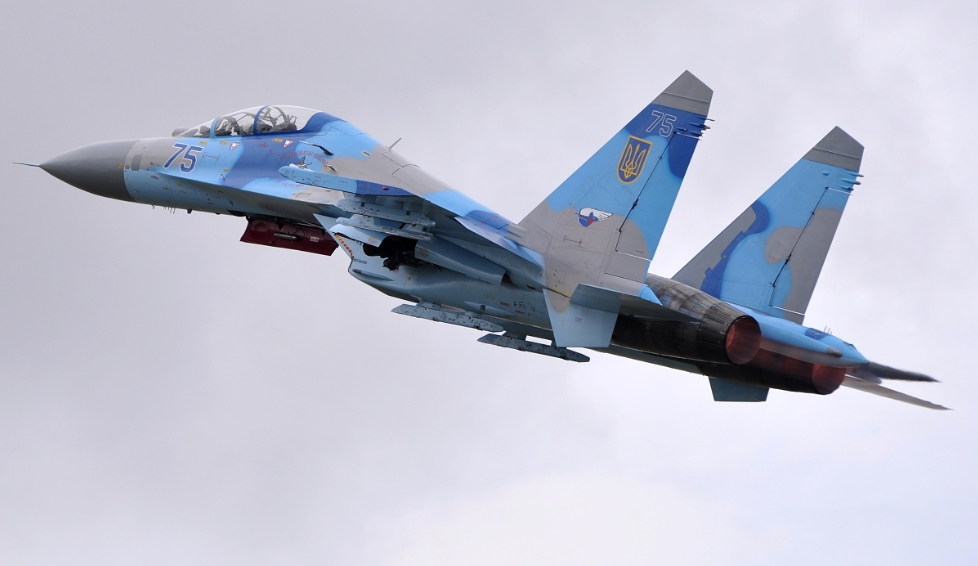 空战画面曝光！乌克兰4架苏-27被俄军苏-35S击落，“同袍相残”