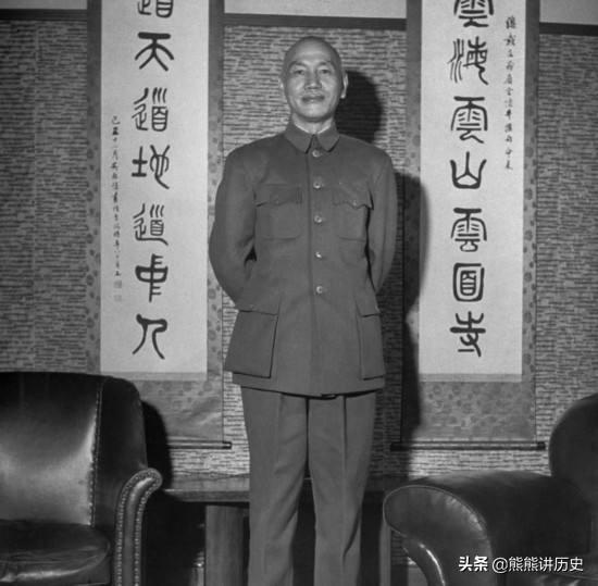 抗战初期，蒋介石设立的五个战区，都是何人担任司令长官