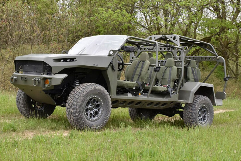 美军的新玩具，可空降的步兵突击车，民用皮卡车改造而来