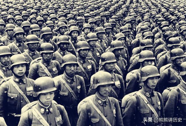 淮海战场蒋介石三个精锐兵团司令官，两位战死沙场，另一位被生擒