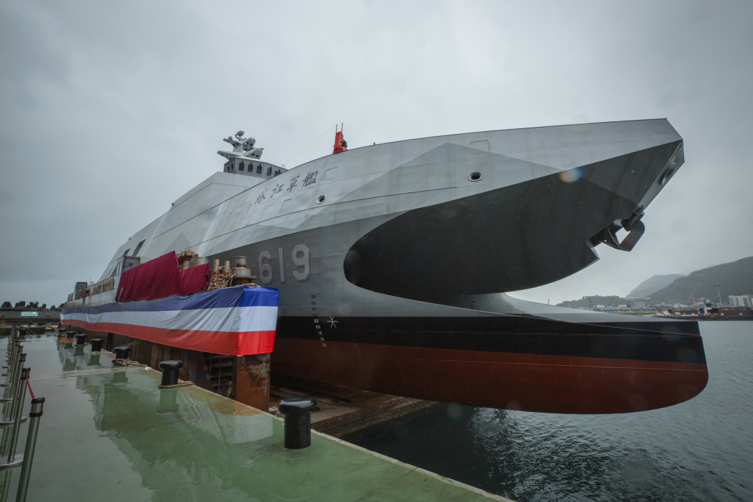 台军“航母杀手”！塔江级导弹艇试航，会在海峡制造哪些麻烦？