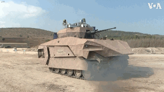 像打游戏一样打仗，以色列开发未来战车计划，游戏机手柄控制战车