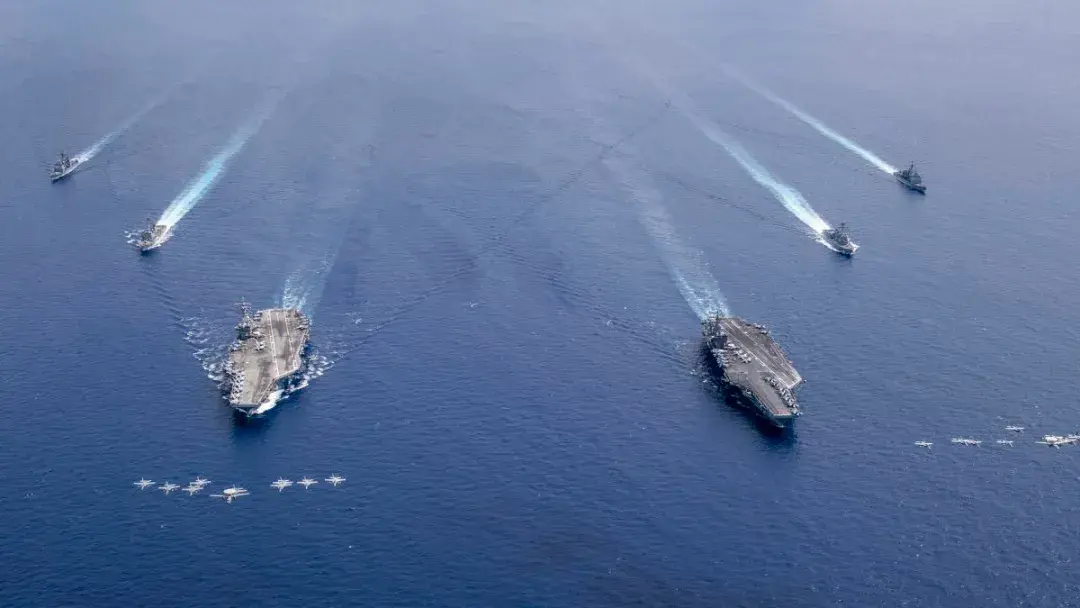 美国航母战斗群巡弋南海，战斗拦截的胳膊能伸的有多长？