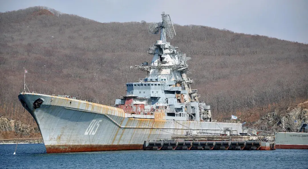 拆毁钢铁巨兽，改建重型巡洋舰！俄罗斯海军怎么尽搞出这些操作？