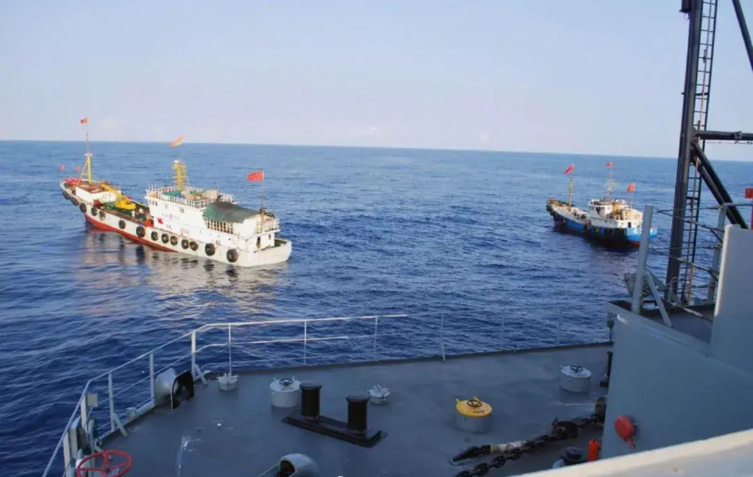 中国渔船在舟山附近干废日本军舰，是意外事件，还是有意为之？