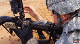 美军特种部队装备最新6.5mm机枪！怎么用上了“鬼子”口径？