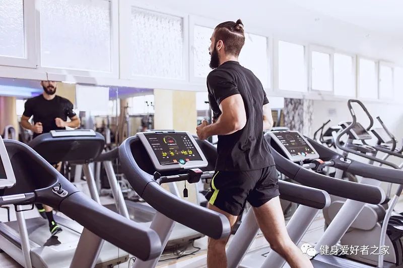 长期力量训练，改为半年的有氧运动，我们的肌肉还会有吗？