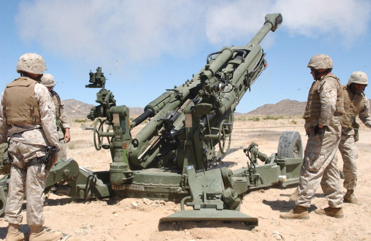 中东富国采购中国AH4榴弹炮部署战场，钛合金打造彰显富豪风范