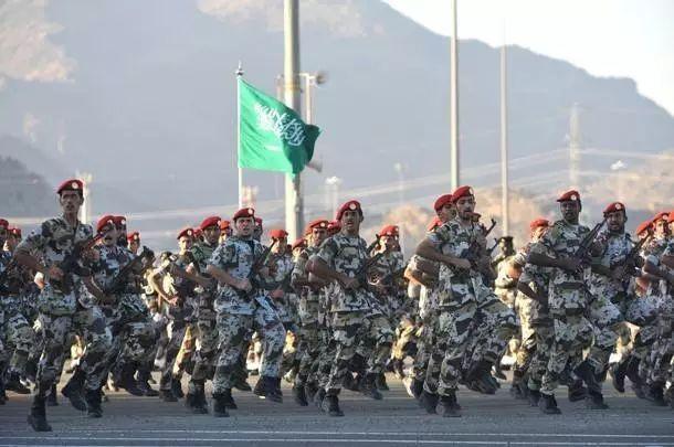沙特军费世界第3，为何能被穿拖鞋的也门胡赛武装打成那副惨样？