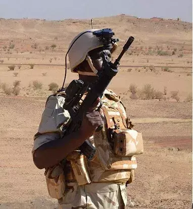 97步枪成苏丹国未来战士系统，95可没有传闻那么差！｜