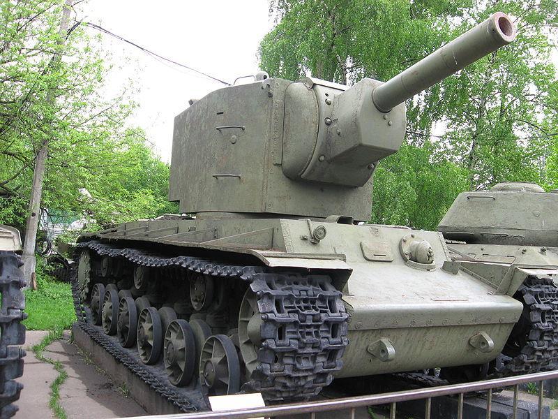 为什么现代坦克防护都离不开复合装甲，这究竟有什么奥秘