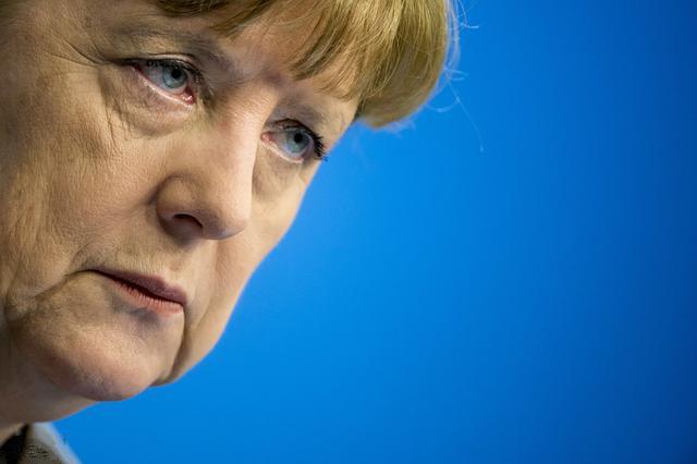 被难民问题拖垮，默克尔无奈退休，德国政坛将无以为继