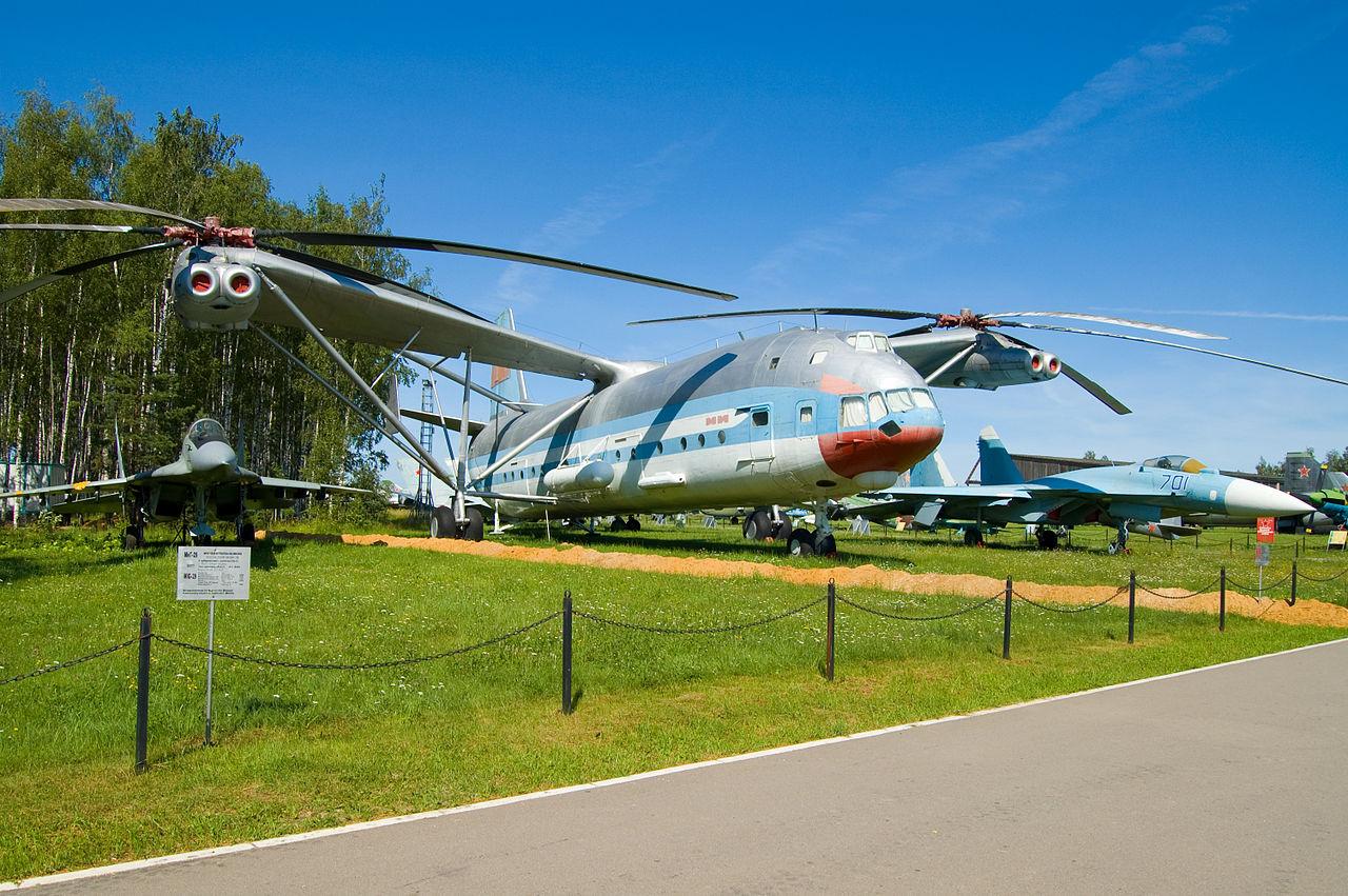 苏联的空中巨无霸，直升机载重竟堪比两架C130运输架