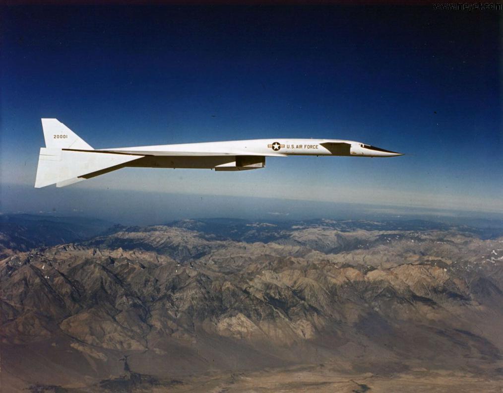 250吨战略轰炸机、飞行速度3马赫，美国60年代的技术至今无人超越