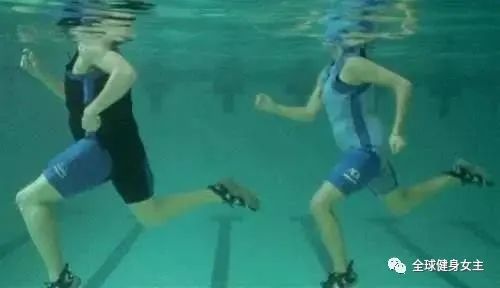 健身不只有在陆地进行，水中健身，一种水中的有氧运动