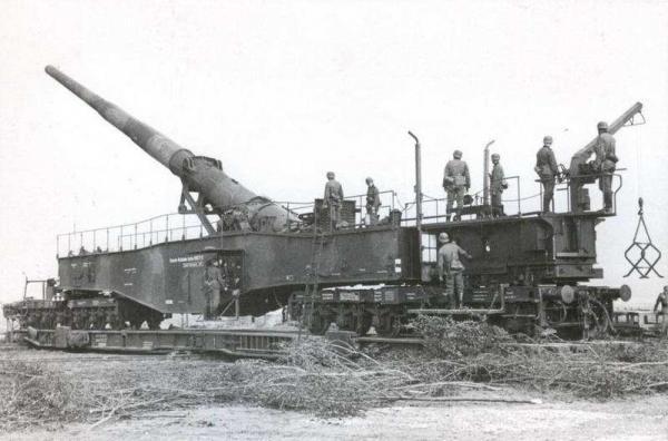 射程86km的德国火炮曾给美军带来重大伤亡，最大口径可达800mm