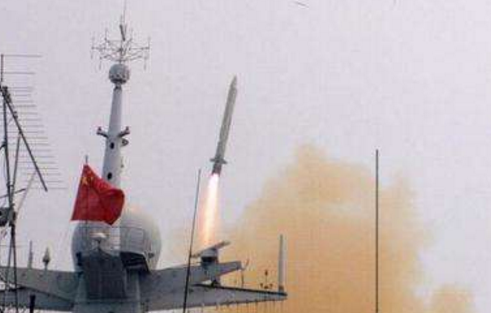 潜射版YJ-18首曝、陆攻弹已被证实，人民海军全新战力正在形成