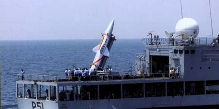 印度导弹独一无二：短程导弹用液体燃料，射程还不如空空导弹！