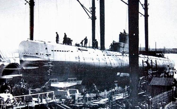 中国首艘国产潜艇，研制难度丝毫不亚于原子弹！还是被造出来了