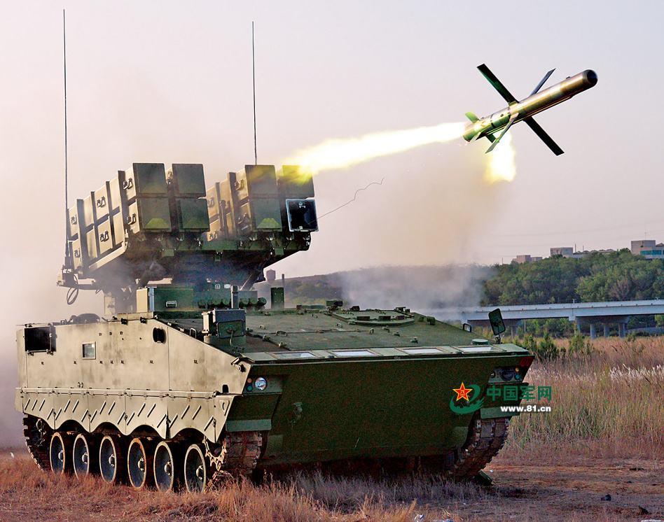 胜利大阅兵上亮相的中国新型反坦克导弹，到底有何过人之处？