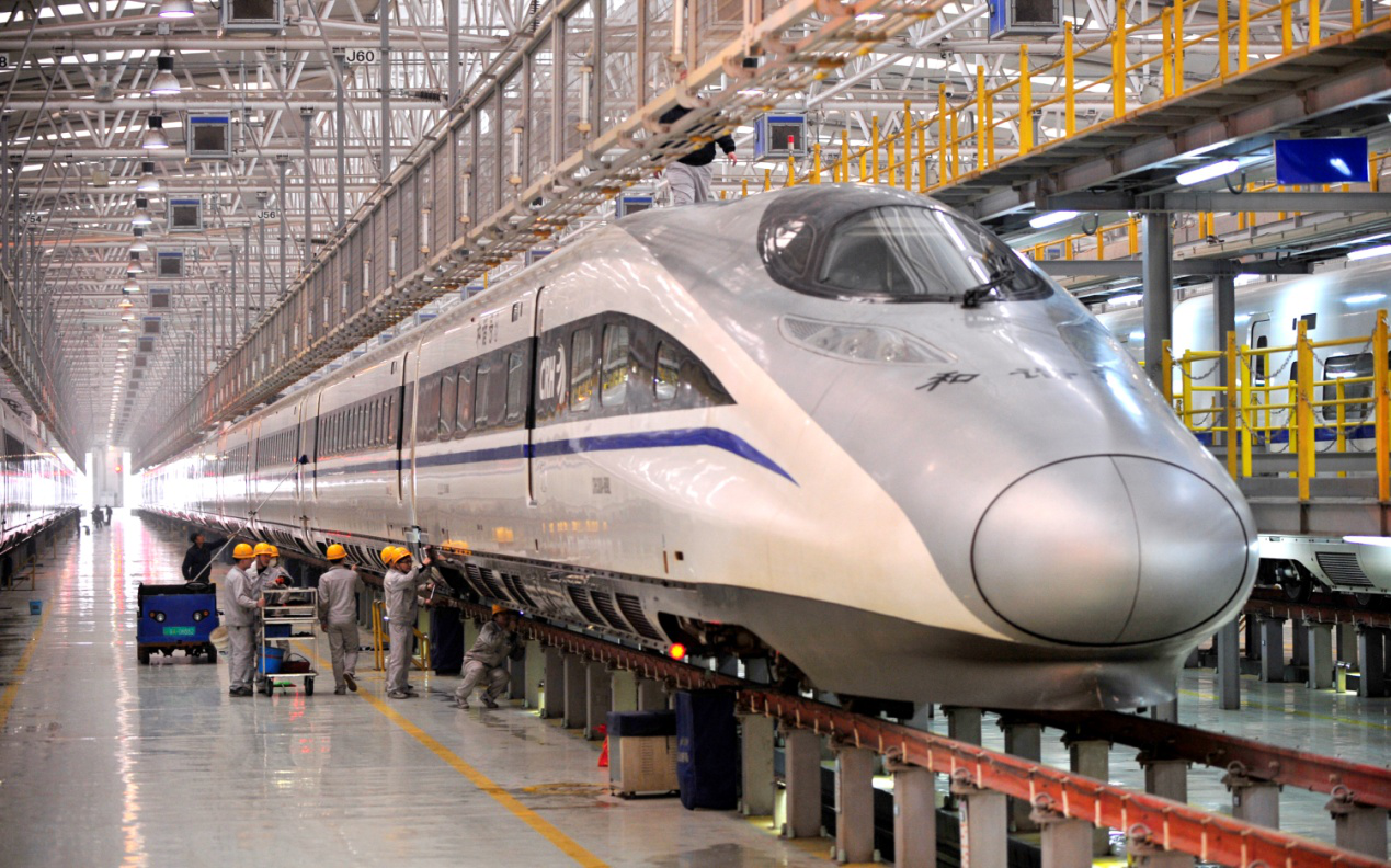 中国高铁里程已占全球7成，中国高铁标准成世界通用标准