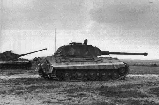 如今唯一能动的虎式坦克，发动机居然是这辆虎王的？
