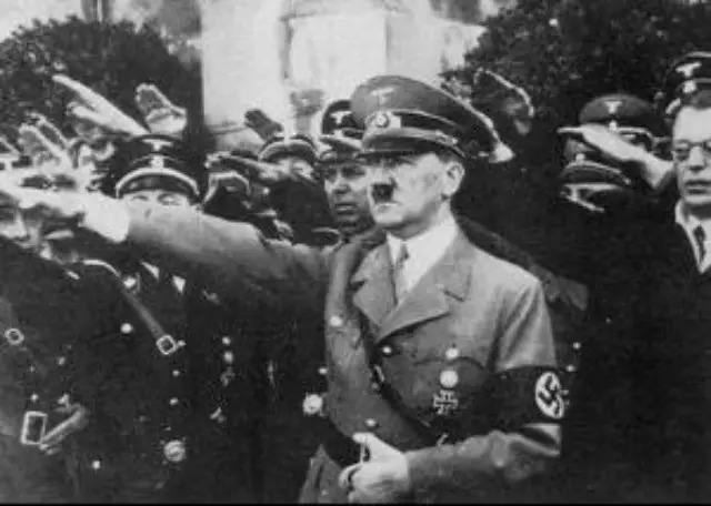 唯一让希特勒崇拜的五体投地的人，让德国成为两次世界大战策源地