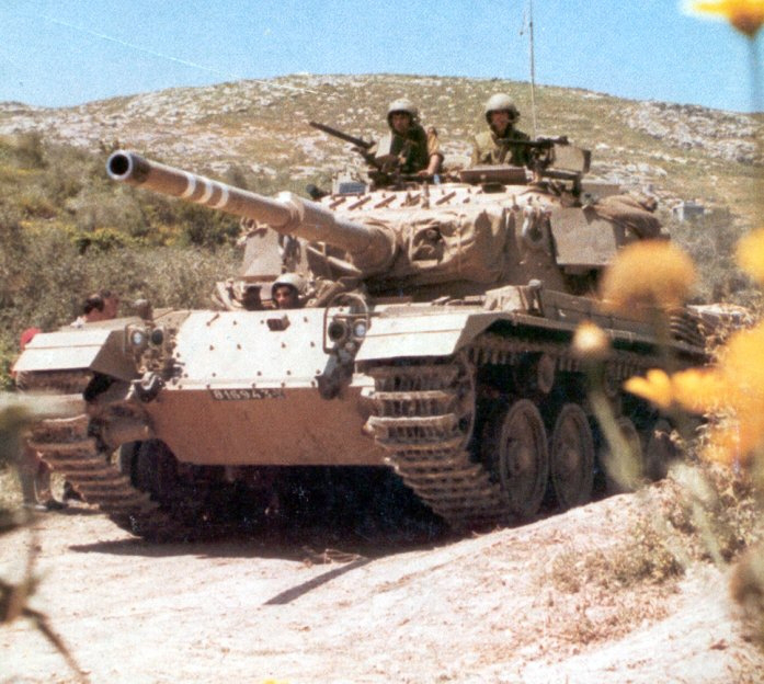 以色列坦克纸面数据很差，为何实战表现如此出彩？适合才是王道